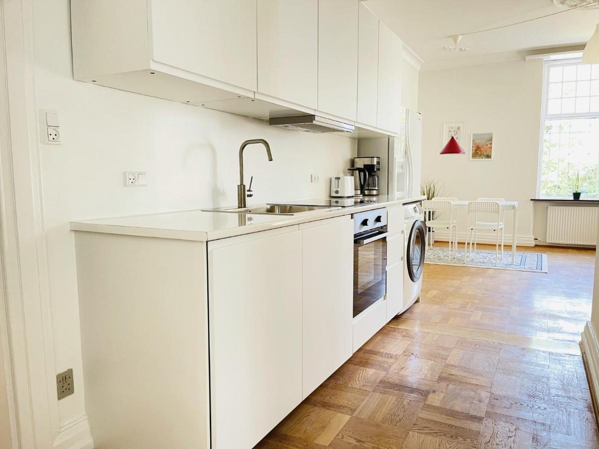 Aday - Aalborg Mansion - Open Bright Apartment With Garden Dış mekan fotoğraf